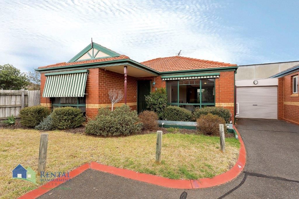 Well Located & Carefully Maintained – Move-In Ready